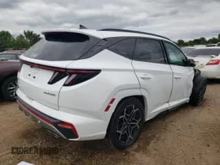 ✅ 2024 Hyundai Tucson N Line • VIN: KM8JFCD11RU167105 • Lot: 66616704. Wystawiony na Copart z przebiegiem 12 381 mil. Bezpłatny archiwum sprzedaży aukcyjnych z USA i szczegółowy raport historii pojazdu na DreamBid. Zdjęcie 3.