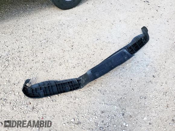 ✅ 2023 Chevrolet Express Cargo • VIN: 1GCWGAFP2P1170820 • Lot: 89430715. Wystawiony na Copart z przebiegiem 57 018 mil. Bezpłatny archiwum sprzedaży aukcyjnych z USA i szczegółowy raport historii pojazdu na DreamBid. Zdjęcie 13.