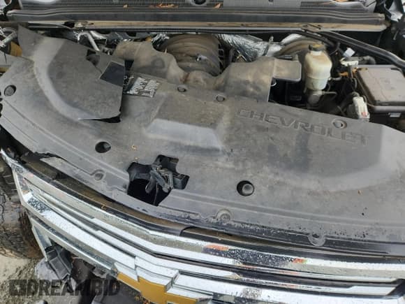 ✅ 2015 Chevrolet Tahoe LTZ • VIN: 1GNSCCKC9FR229653 • Lot: 83984825. Listed on Copart with 169,955 mi. Free auction sales archive from the USA and detailed vehicle history report at DreamBid. Image 12.