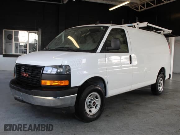 ✅ 2023 GMC Savana Cargo • VIN: 1GTW7AFP5P1188115 • Лот: 71754575. Опубликован ранее на Copart с пробегом 50 040 миль. Бесплатный доступ к архиву аукционных продаж из США и подробный отчёт об истории автомобиля на DreamBid. Изображение 2.