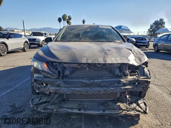 ✅ 2019 Toyota Camry SE • VIN: 4T1B11HK1KU197513 • Лот: 95545205. Опубликован ранее на Copart с пробегом 60 046 миль. Бесплатный доступ к архиву аукционных продаж из США и подробный отчёт об истории автомобиля на DreamBid. Изображение 5.