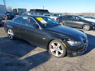 ✅ 2007 BMW 3 Series 335i • VIN: WBAWL73597PX50660 • Lot: 43795536. Listed on IAAI with 97,318 mi. Free auction sales archive from the USA and detailed vehicle history report at DreamBid. Image 1.