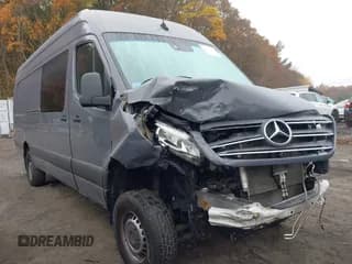 ✅ 2019 Mercedes-Benz Sprinter • VIN: WD4FF1CD3KT011868 • Lot: 43558977. Wystawiony na IAAI z przebiegiem 216 666 mil. Bezpłatny archiwum sprzedaży aukcyjnych z USA i szczegółowy raport historii pojazdu na DreamBid. Zdjęcie 1.