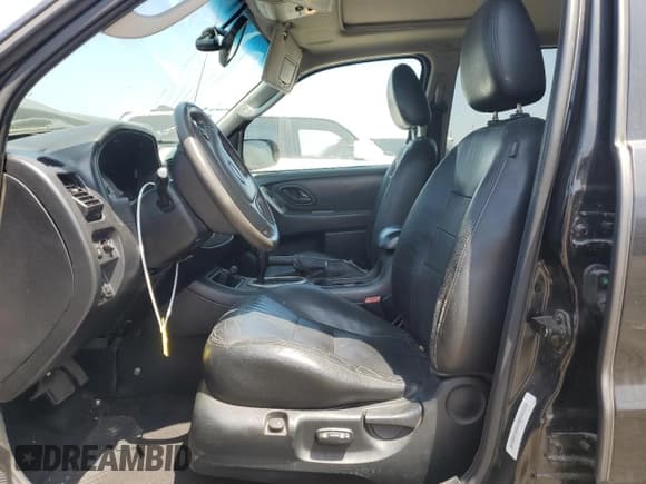 ✅ 2007 Ford Escape Limited • VIN: 1FMCU04197KA21668 • Лот: 68337545. Опубликован ранее на Copart с пробегом 186 826 миль. Бесплатный доступ к архиву аукционных продаж из США и подробный отчёт об истории автомобиля на DreamBid. Изображение 7.