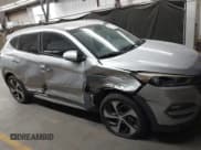 ✅ 2017 Hyundai Tucson Night Edition • VIN: KM8J33A29HU390500 • Lot: 43692264. Listed on IAAI with 60,787 mi. Free auction sales archive from the USA and detailed vehicle history report at DreamBid. Image 13.