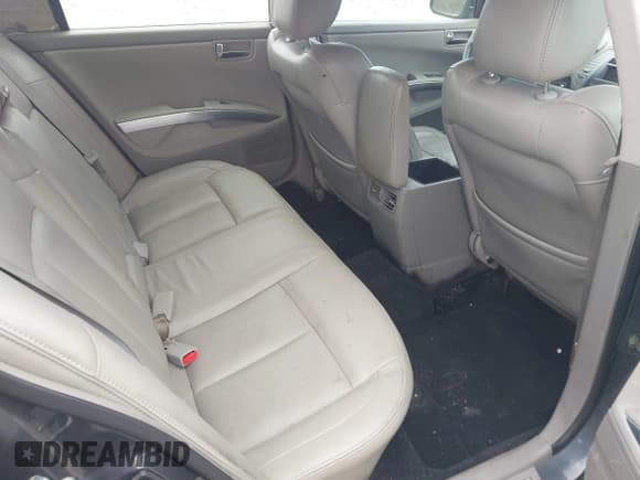 ✅ 2007 Nissan Maxima SL • VIN: 1N4BA41EX7C831480 • Lot: 43327935. Listed on IAAI with 160,404 mi. Free auction sales archive from the USA and detailed vehicle history report at DreamBid. Image 8.