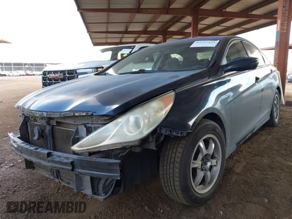 ✅ 2011 Hyundai Sonata GLS • VIN: 5NPEB4AC2BH154764 • Lot: 43517429. Listed on IAAI with 241,275 mi. Free auction sales archive from the USA and detailed vehicle history report at DreamBid. Image 18.