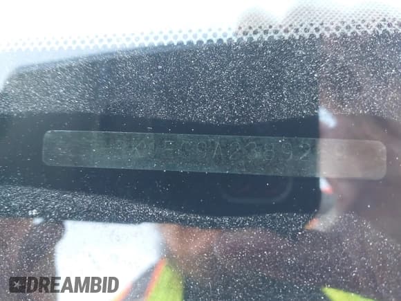 ✅ 2010 Lexus ES 330 • VIN: JTHBK1EG9A2389269 • Lot: 43677747. Listed on IAAI with 203,472 mi. Free auction sales archive from the USA and detailed vehicle history report at DreamBid. Image 17.