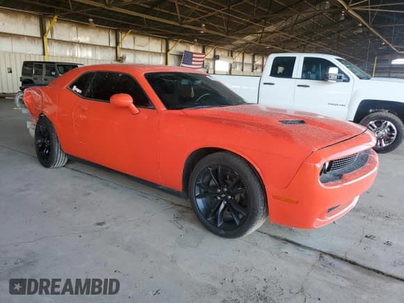 ✅ 2018 Dodge Challenger SXT • VIN: 2C3CDZAG4JH224052 • Lot: 69093355. Wystawiony na Copart z przebiegiem 102 512 mil. Bezpłatny archiwum sprzedaży aukcyjnych z USA i szczegółowy raport historii pojazdu na DreamBid. Zdjęcie 4.