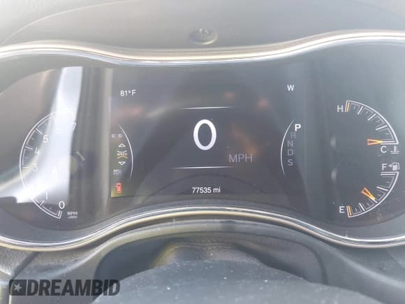 ✅ 2015 Jeep Grand Cherokee Laredo • VIN: 1C4RJFAG0FC238196 • Lot: 43329436. Wystawiony na IAAI z przebiegiem 77 535 mil. Bezpłatny archiwum sprzedaży aukcyjnych z USA i szczegółowy raport historii pojazdu na DreamBid. Zdjęcie 7.