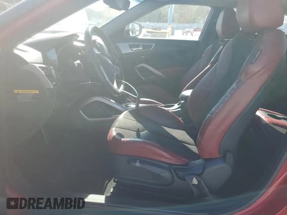 ✅ 2012 Hyundai Veloster w/Red Int • VIN: KMHTC6AD7CU078907 • Lot: 77014224. Wystawiony na Copart z przebiegiem 139 887 mil. Bezpłatny archiwum sprzedaży aukcyjnych z USA i szczegółowy raport historii pojazdu na DreamBid. Zdjęcie 7.