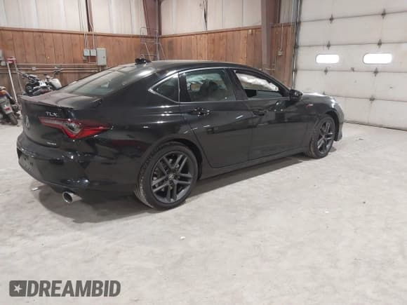 ✅ 2025 Acura TLX w/A-Spec Package • VIN: 19UUB6F50SA000385 • Lot: 41988181. Wystawiony na IAAI z przebiegiem 4 231 mil. Bezpłatny archiwum sprzedaży aukcyjnych z USA i szczegółowy raport historii pojazdu na DreamBid. Zdjęcie 4.