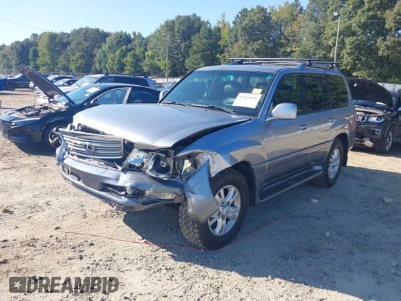 ✅ 2005 Lexus LX 470 • VIN: JTJHT00W553553373 • Лот: 43194001. Опубликован ранее на IAAI с пробегом 120 531 миль. Бесплатный доступ к архиву аукционных продаж из США и подробный отчёт об истории автомобиля на DreamBid. Изображение 6.