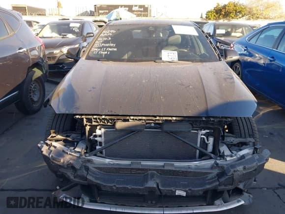 ✅ 2022 BMW 2 Series 228i • VIN: WBA53AK05N7K18799 • Lot: 43551575. Wystawiony na IAAI z przebiegiem 61 048 mil. Bezpłatny archiwum sprzedaży aukcyjnych z USA i szczegółowy raport historii pojazdu na DreamBid. Zdjęcie 13.