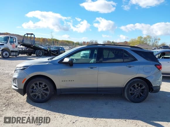 ✅ 2024 Chevrolet Equinox RS • VIN: 3GNAXMEG5RS104011 • Lot: 43249771. Listed on IAAI with 71,807 mi. Free auction sales archive from the USA and detailed vehicle history report at DreamBid. Image 14.