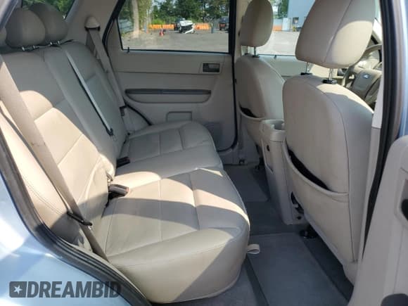 ✅ 2008 Ford Escape Hybrid • VIN: 1FMCU49H58KA73099 • Лот: 70043165. Опубликован ранее на Copart с пробегом 158 210 миль. Бесплатный доступ к архиву аукционных продаж из США и подробный отчёт об истории автомобиля на DreamBid. Изображение 11.