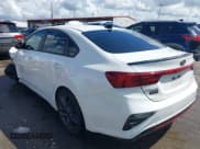✅ 2021 Kia Forte GT-Line • VIN: 3KPF34AD1ME383504 • Lot: 43386842. Wystawiony na IAAI z przebiegiem 70 692 mil. Bezpłatny archiwum sprzedaży aukcyjnych z USA i szczegółowy raport historii pojazdu na DreamBid. Zdjęcie 3.