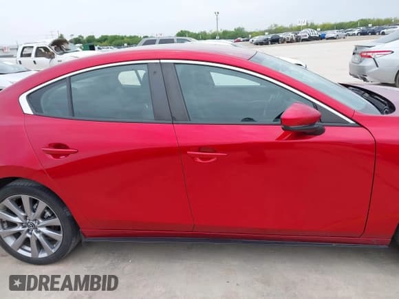 ✅ 2022 Mazda 3 Select • VIN: 3MZBPABL9NM316998 • Lot: 42117951. Listed on IAAI with 44,594 mi. Free auction sales archive from the USA and detailed vehicle history report at DreamBid. Image 13.