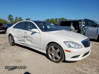✅ 2008 Mercedes-Benz S 550 • VIN: WDDNG71X88A218737 • Lot: 84908525. Wystawiony na Copart z przebiegiem 186 091 mil. Bezpłatny archiwum sprzedaży aukcyjnych z USA i szczegółowy raport historii pojazdu na DreamBid. Zdjęcie 4.