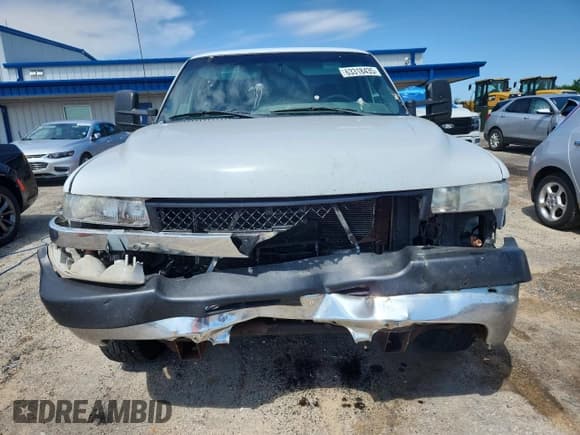 ✅ 2001 Chevrolet Silverado 2500HD LS • VIN: 1GCHK29U61E204921 • Лот: 63318435. Опубликован ранее на Copart с пробегом 283 890 миль. Бесплатный доступ к архиву аукционных продаж из США и подробный отчёт об истории автомобиля на DreamBid. Изображение 5.