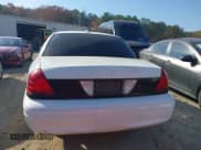 ✅ 2006 Ford Police Interceptor • VIN: 2FAHP71W56X117499 • Lot: 43650522. Wystawiony na IAAI z przebiegiem Nie podano. Bezpłatny archiwum sprzedaży aukcyjnych z USA i szczegółowy raport historii pojazdu na DreamBid. Zdjęcie 16.