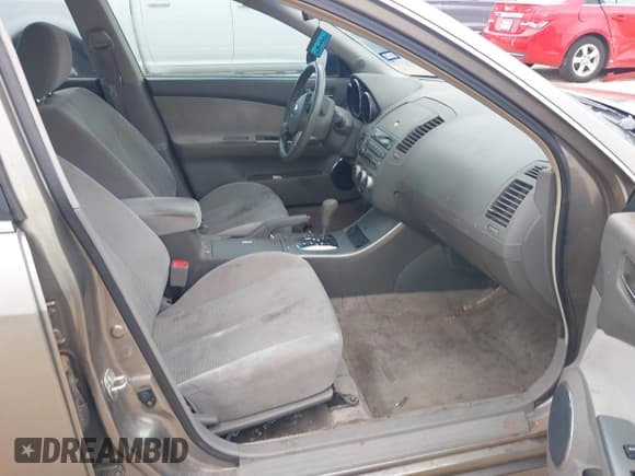 ✅ 2005 Nissan Altima SE • VIN: 1N4BL11D35N494071 • Лот: 42350502. Опубликован ранее на IAAI с пробегом 157 157 миль. Бесплатный доступ к архиву аукционных продаж из США и подробный отчёт об истории автомобиля на DreamBid. Изображение 5.