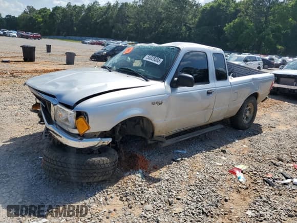 ✅ 2005 Ford Ranger XL • VIN: 1FTZR15E25PA85848 • Lot: 55028305. Wystawiony na Copart z przebiegiem Nie podano. Bezpłatny archiwum sprzedaży aukcyjnych z USA i szczegółowy raport historii pojazdu na DreamBid. Zdjęcie 1.