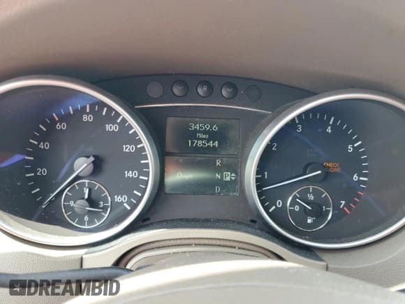 ✅ 2009 Mercedes-Benz M 350 • VIN: 4JGBB56E69A524890 • Lot: 59853535. Listed on Copart with 178,544 mi. Free auction sales archive from the USA and detailed vehicle history report at DreamBid. Image 9.