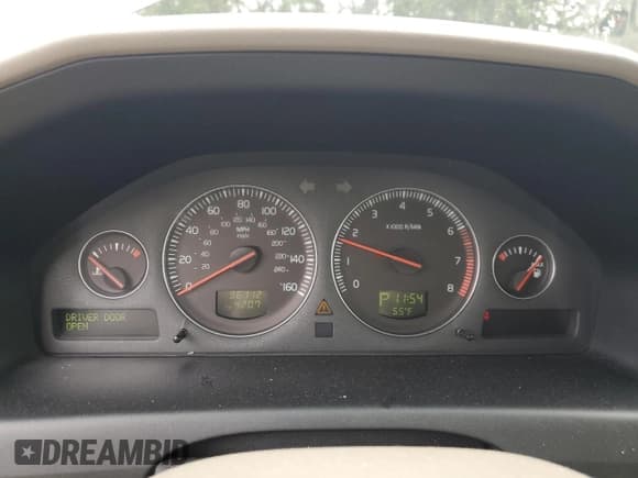 ✅ 2006 Volvo V70 2.4L • VIN: YV1SW612X62580391 • Lot: 72591924. Listed on Copart with 96,112 mi. Free auction sales archive from the USA and detailed vehicle history report at DreamBid. Image 9.