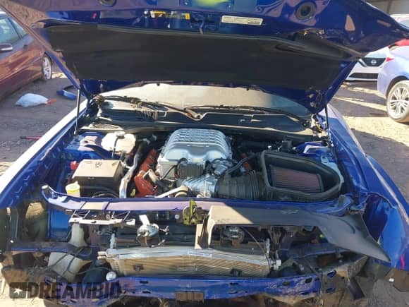 2022 Dodge Challenger SRT Hellcat with VIN 2C3CDZC92NH177608, listed as a IAAI auction lot 40596685 with 18,229 mi miles and . Bid and sale history available at DreamBid. Image 10.