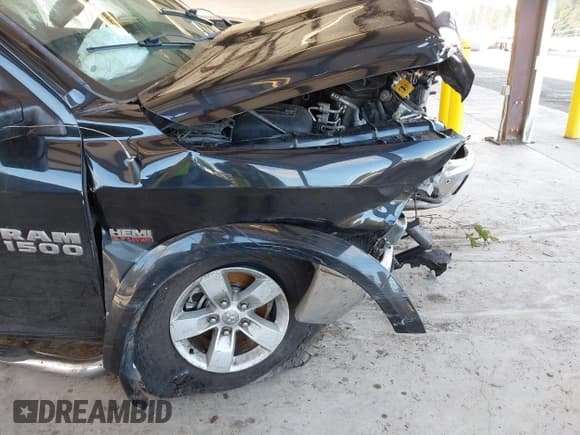 ✅ 2015 Ram 1500 Lone Star • VIN: 1C6RR7LT1FS749468 • Lot: 43674987. Listed on IAAI with 176,645 mi. Free auction sales archive from the USA and detailed vehicle history report at DreamBid. Image 6.