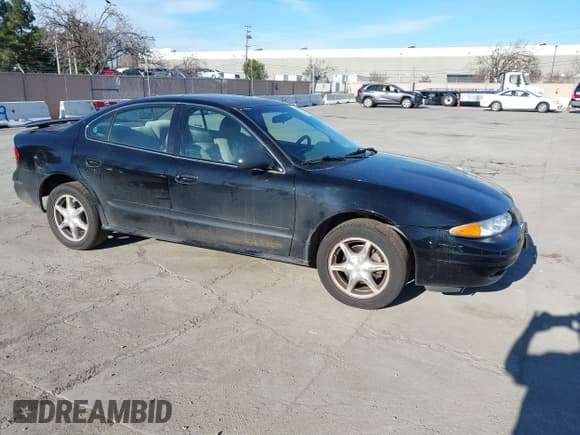✅ 2001 Oldsmobile Alero GL2 • VIN: 1G3NL52E81C231960 • Lot: 41634551. Listed on IAAI with 132,907 mi. Free auction sales archive from the USA and detailed vehicle history report at DreamBid. Image 1.