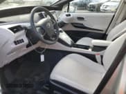 ✅ 2017 Toyota Mirai • VIN: JTDBVRBD0HA002156 • Lot: 70633762. Wystawiony na Copart z przebiegiem 25 437 mil. Bezpłatny archiwum sprzedaży aukcyjnych z USA i szczegółowy raport historii pojazdu na DreamBid. Zdjęcie 7.