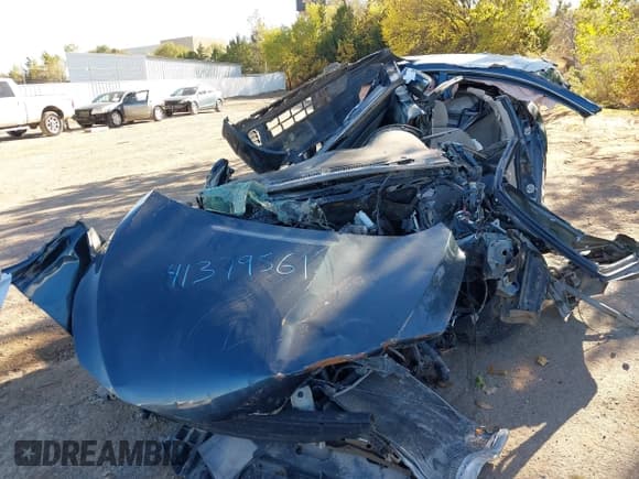 ✅ 2017 Nissan Sentra SL • VIN: 3N1AB7AP5HY217521 • Lot: 42505495. Listed on IAAI with Not provided. Free auction sales archive from the USA and detailed vehicle history report at DreamBid. Image 13.