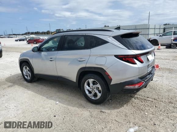 ✅ 2024 Hyundai Tucson SEL • VIN: 5NMJB3DEXRH358418 • Lot: 75436054. Wystawiony na Copart z przebiegiem 19 288 mil. Bezpłatny archiwum sprzedaży aukcyjnych z USA i szczegółowy raport historii pojazdu na DreamBid. Zdjęcie 2.