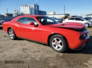 ✅ 2014 Dodge Challenger SXT • VIN: 2C3CDYAG8EH126593 • Lot: 76146944. Wystawiony na Copart z przebiegiem 123 193 mil. Bezpłatny archiwum sprzedaży aukcyjnych z USA i szczegółowy raport historii pojazdu na DreamBid. Zdjęcie 4.