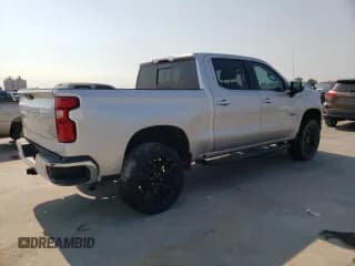 ✅ 2020 Chevrolet Silverado 1500 LTZ • VIN: 3GCPWEED4LG392034 • Lot: 74005554. Wystawiony na Copart z przebiegiem Nie podano. Bezpłatny archiwum sprzedaży aukcyjnych z USA i szczegółowy raport historii pojazdu na DreamBid. Zdjęcie 3.