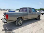 ✅ 1992 Ford F-150 S • VIN: 1FTEX15Y9NKA09698 • Lot: 56595305. Wystawiony na Copart z przebiegiem Nie podano. Bezpłatny archiwum sprzedaży aukcyjnych z USA i szczegółowy raport historii pojazdu na DreamBid. Zdjęcie 3.