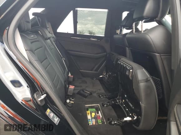 ✅ 2016 Mercedes-Benz GLE 63 S AMG • VIN: 4JGDA7FB4GA758021 • Lot: 66490984. Listed on Copart with 98,889 mi. Free auction sales archive from the USA and detailed vehicle history report at DreamBid. Image 11.