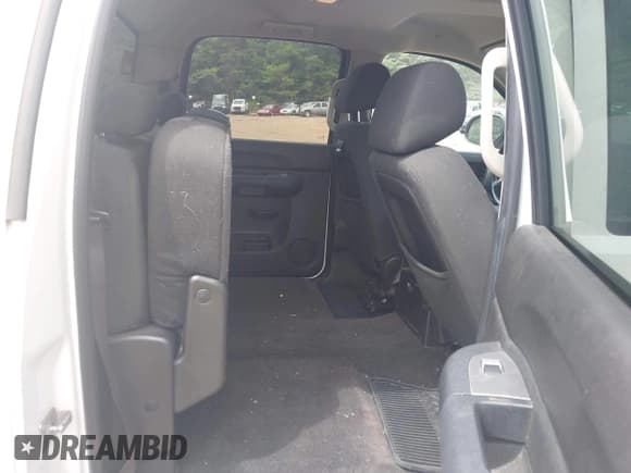 ✅ 2012 GMC Sierra 1500 SLE • VIN: 3GTP1VE03CG262323 • Лот: 42964520. Опубликован ранее на IAAI с пробегом 206 078 миль. Бесплатный доступ к архиву аукционных продаж из США и подробный отчёт об истории автомобиля на DreamBid. Изображение 8.