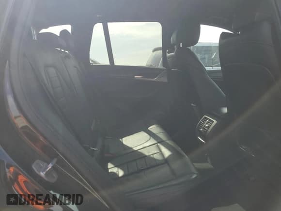 ✅ 2018 BMW X3 xDrive30i • VIN: 5UXTR9C59JLC83966 • Лот: 92632775. Опубликован ранее на Copart с пробегом 68 644 миль. Бесплатный доступ к архиву аукционных продаж из США и подробный отчёт об истории автомобиля на DreamBid. Изображение 11.