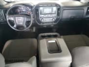 ✅ 2017 GMC Sierra 1500 • VIN: 1GTV2LEC4HZ356138 • Lot: 68368835. Wystawiony na Copart z przebiegiem 118 508 mil. Bezpłatny archiwum sprzedaży aukcyjnych z USA i szczegółowy raport historii pojazdu na DreamBid. Zdjęcie 8.