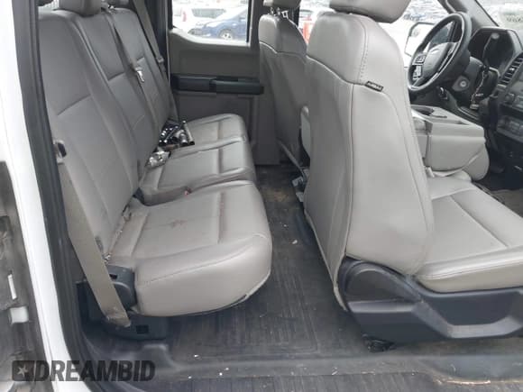 ✅ 2017 Ford F-150 XL • VIN: 1FTEX1CFXHKC49381 • Lot: 42175869. Listed on IAAI with 149,901 mi. Free auction sales archive from the USA and detailed vehicle history report at DreamBid. Image 8.