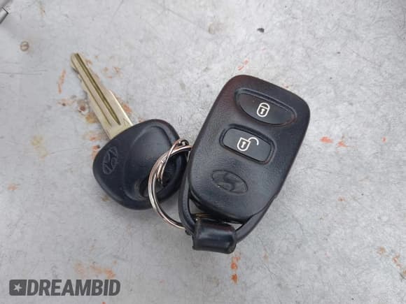 ✅ 2009 Hyundai Accent Auto GLS • VIN: KMHCN46C79U330548 • Лот: 42208619. Опубликован ранее на IAAI с пробегом 99 072 миль. Бесплатный доступ к архиву аукционных продаж из США и подробный отчёт об истории автомобиля на DreamBid. Изображение 11.