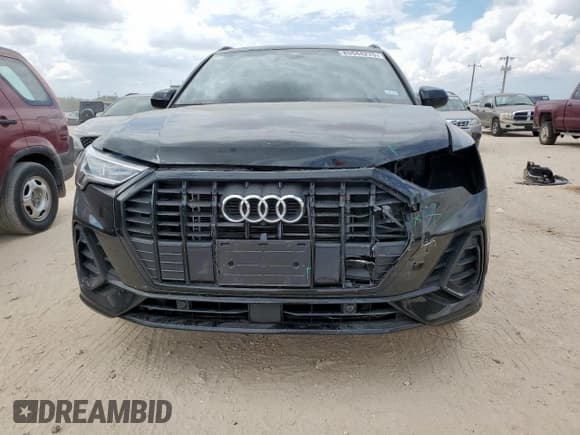 ✅ 2024 Audi Q3 S line Premium Plus • VIN: WA1EECF39R1163600 • Lot: 85544275. Wystawiony na Copart z przebiegiem 18 547 mil. Bezpłatny archiwum sprzedaży aukcyjnych z USA i szczegółowy raport historii pojazdu na DreamBid. Zdjęcie 5.