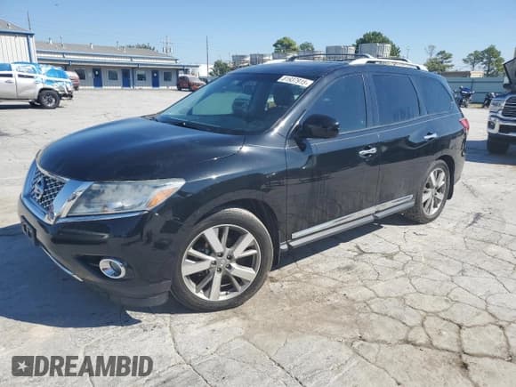 ✅ 2015 Nissan Pathfinder Platinum • VIN: 5N1AR2MN4FC682668 • Lot: 81937915. Wystawiony na Copart z przebiegiem 167 695 mil. Bezpłatny archiwum sprzedaży aukcyjnych z USA i szczegółowy raport historii pojazdu na DreamBid. Zdjęcie 1.