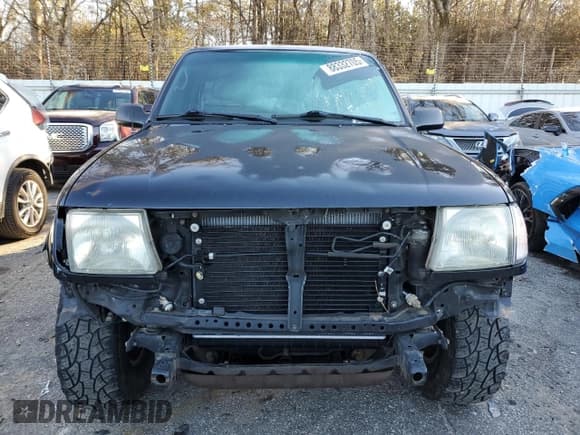 ✅ 2000 Toyota Tacoma • VIN: 5TEPM62NXYZ705074 • Lot: 88332705. Listed on Copart with 314,997 mi. Free auction sales archive from the USA and detailed vehicle history report at DreamBid. Image 5.