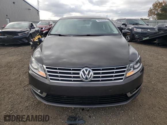 ✅ 2013 Volkswagen CC R-Line • VIN: WVWBP7AN5DE504690 • Лот: 90342645. Опубликован ранее на Copart с пробегом 160 592 миль. Бесплатный доступ к архиву аукционных продаж из США и подробный отчёт об истории автомобиля на DreamBid. Изображение 5.