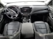 ✅ 2018 Chevrolet Traverse RS • VIN: 1GNERJKX7JJ161640 • Lot: 86476855. Wystawiony na Copart z przebiegiem 74 017 mil. Bezpłatny archiwum sprzedaży aukcyjnych z USA i szczegółowy raport historii pojazdu na DreamBid. Zdjęcie 8.