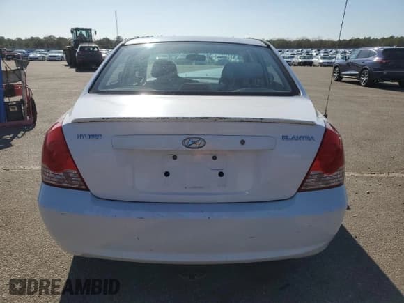 ✅ 2006 Hyundai Elantra GLS • VIN: KMHDN46D56U241506 • Lot: 52397355. Wystawiony na Copart z przebiegiem 128 522 mil. Bezpłatny archiwum sprzedaży aukcyjnych z USA i szczegółowy raport historii pojazdu na DreamBid. Zdjęcie 6.
